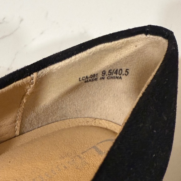 Chinese Laundry Suede pumps! - Picture 6 of 10